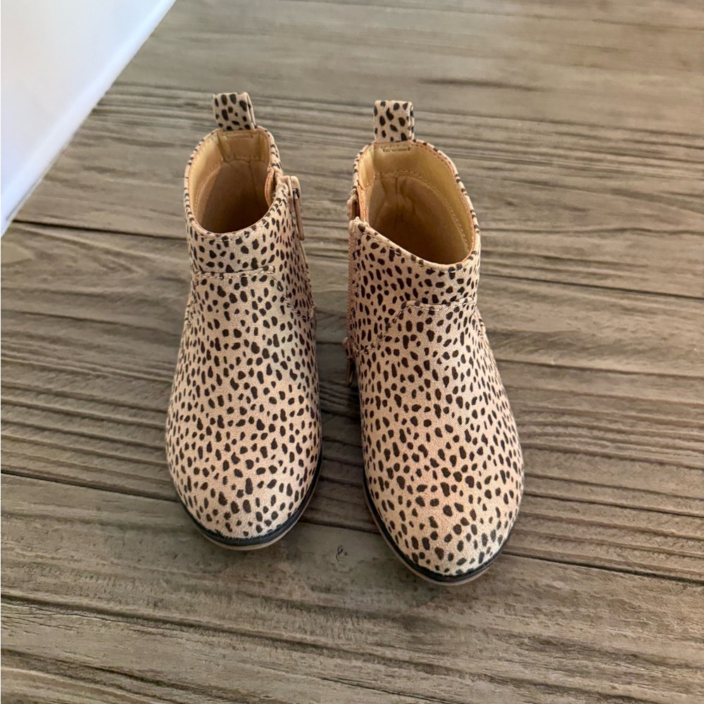 Cat & Jack Leopard toddler Ankle Boots size 7